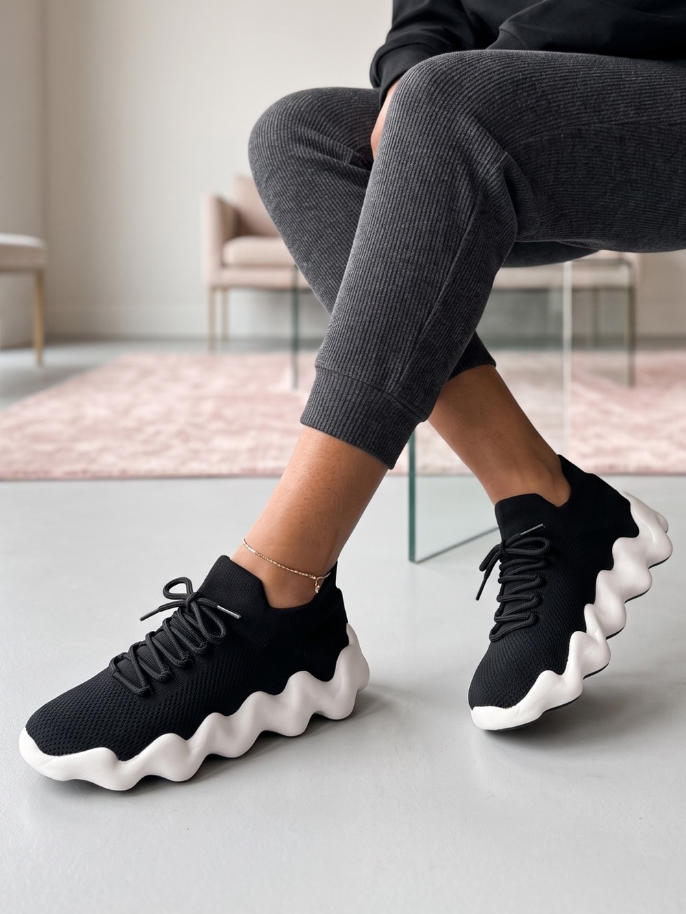Bernie Mev Davin Black Low-Top Knit Slip-On Sneakers Chunky White Wavy Sole